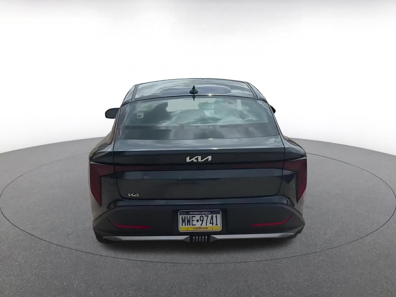 Used 2025 Kia K4 FWD image 12