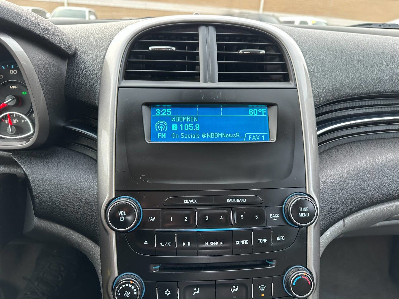 Used 2015 Chevrolet Malibu LS FWD image 40