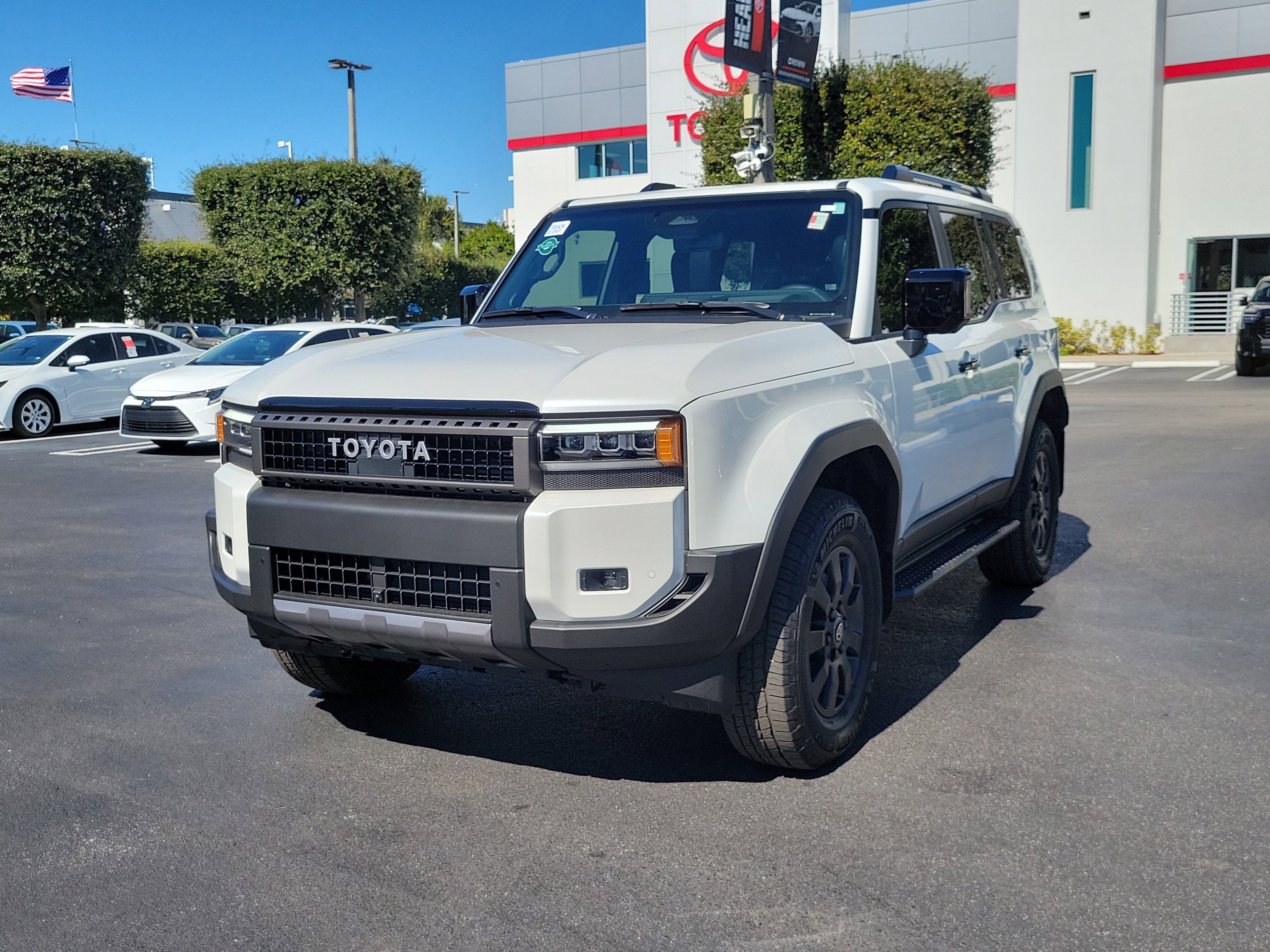 Used 2025 Toyota Land Cruiser image 5