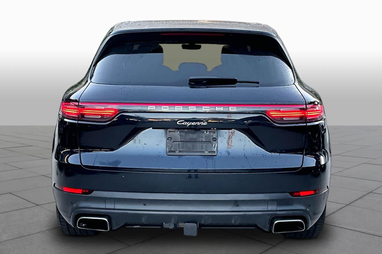Used 2019 Porsche Cayenne AWD/4WD image 5
