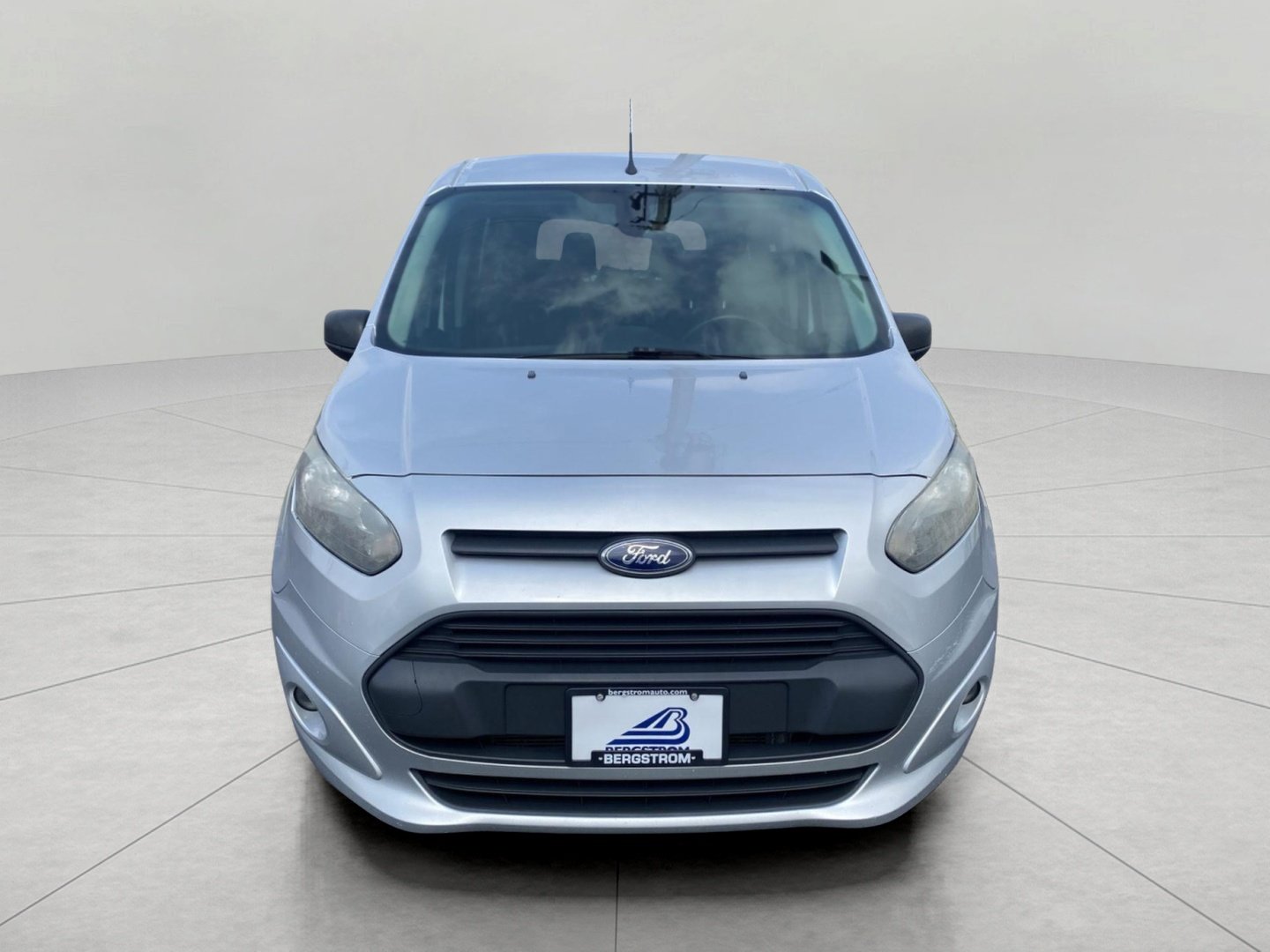 Used 2015 Ford Transit Connect XLT FWD image 3