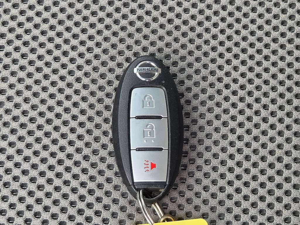 Used 2021 Nissan Frontier SV AWD/4WD image 31