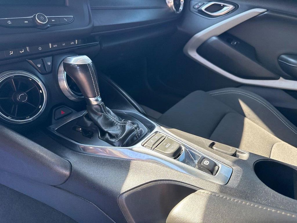 Used 2020 Chevrolet Camaro LT image 12