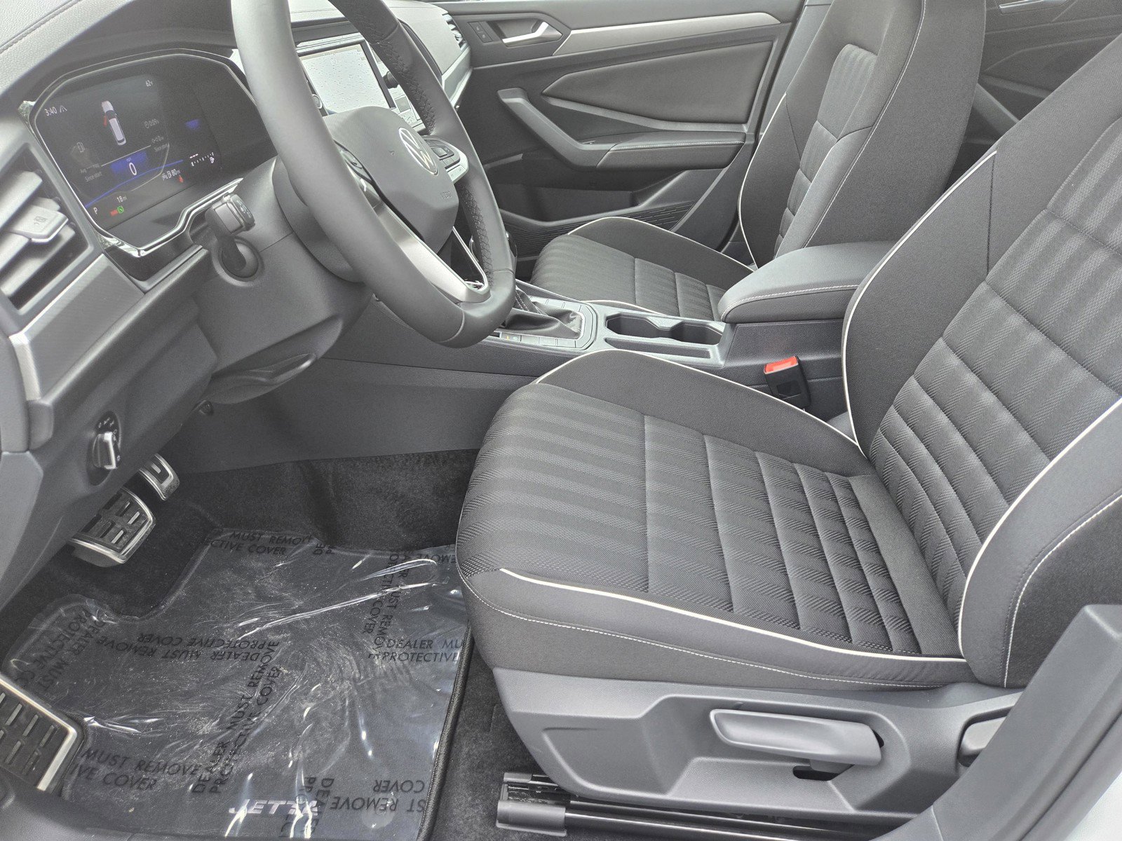 Used 2024 Volkswagen Jetta Sport image 13