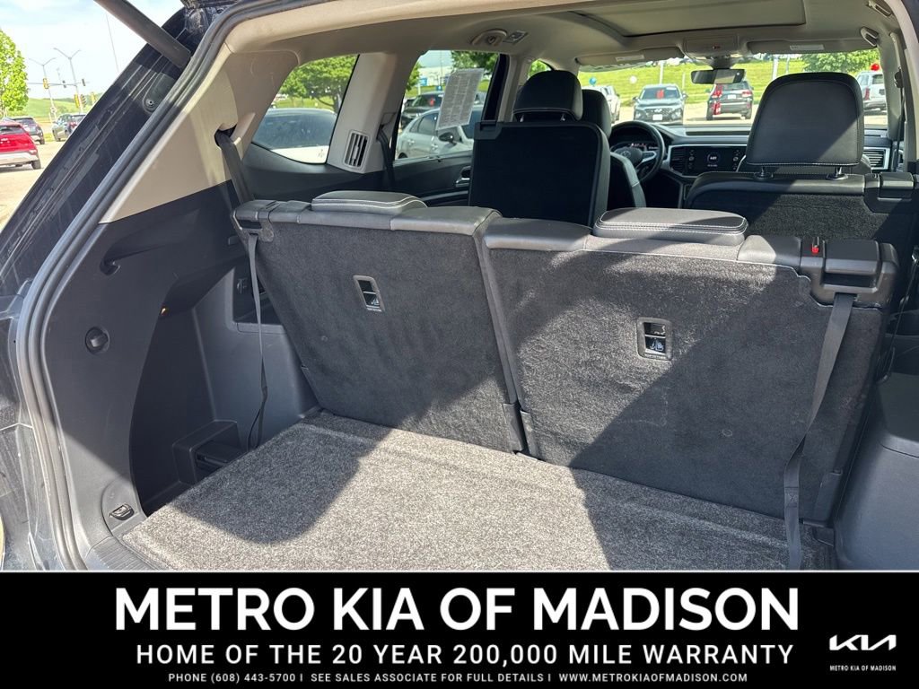 Used 2022 Volkswagen Atlas SEL AWD/4WD image 32