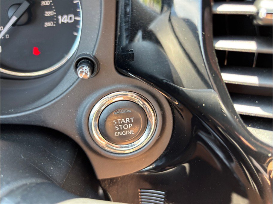 Used 2020 Mitsubishi Outlander SE FWD image 23