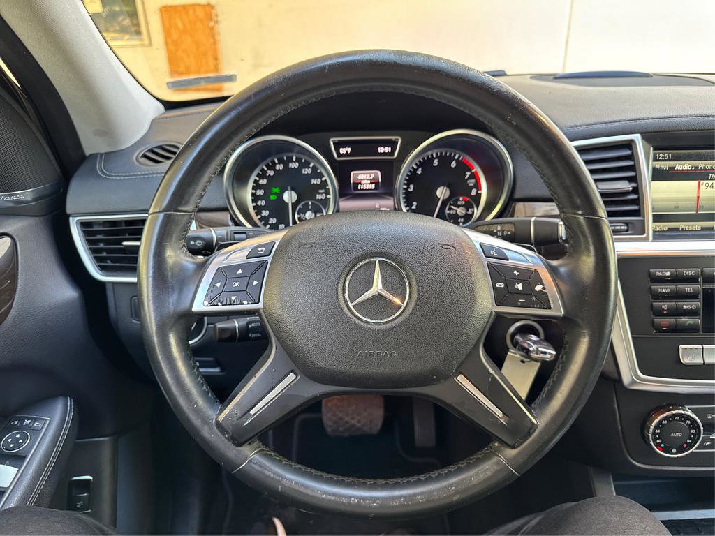 Used 2015 Mercedes-Benz GL 450 4MATIC w/ Appearance Package image 17