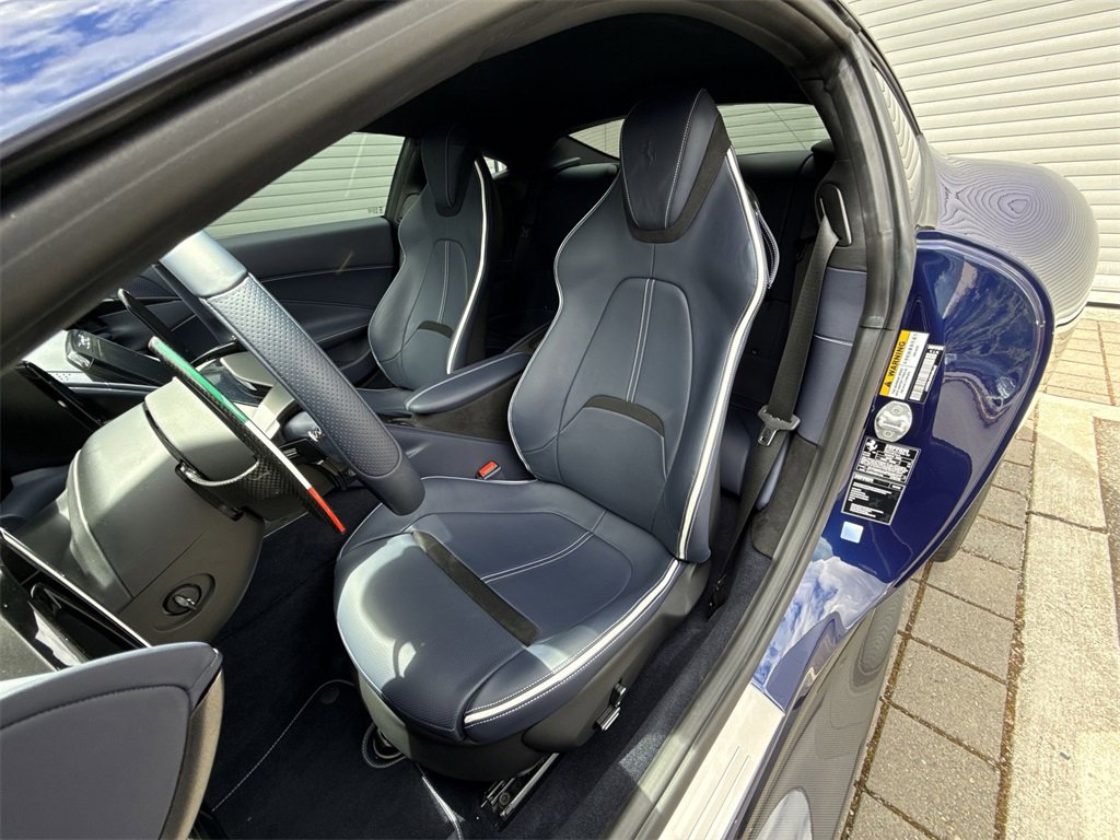 Certified 2023 Ferrari Roma image 11