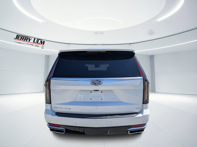 Used 2022 Cadillac Escalade Premium Luxury w/ Performance Package RWD image 4