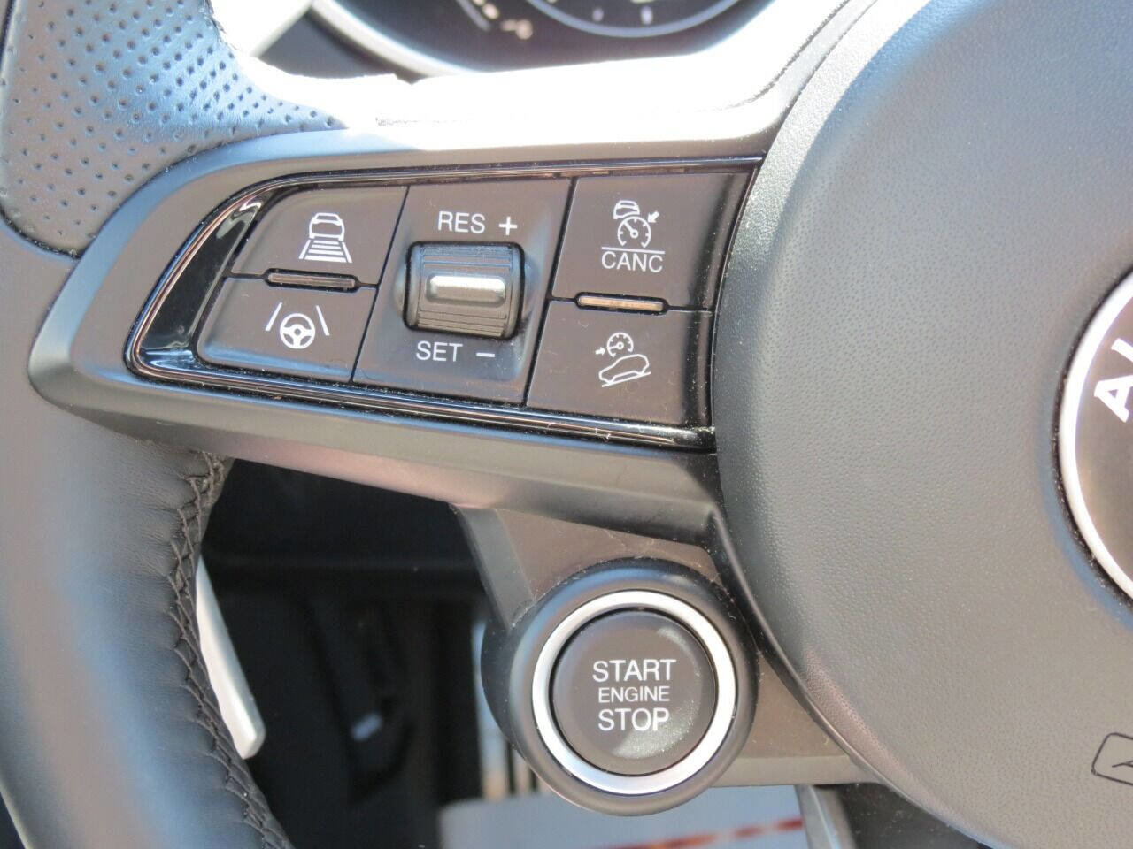 Used 2021 Alfa Romeo Stelvio Ti Sport image 14