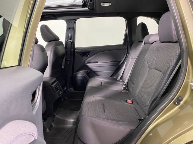 Used 2025 Subaru Forester Premium AWD/4WD image 27