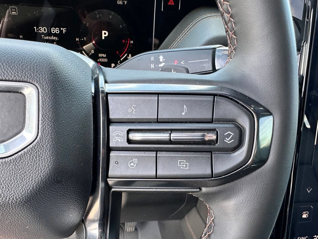 Certified 2025 GMC Yukon AT4 w/ AT4 Premium Package AWD/4WD image 36