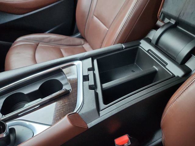 Used 2019 Buick Enclave Avenir w/ Avenir Technology Package AWD/4WD image 48