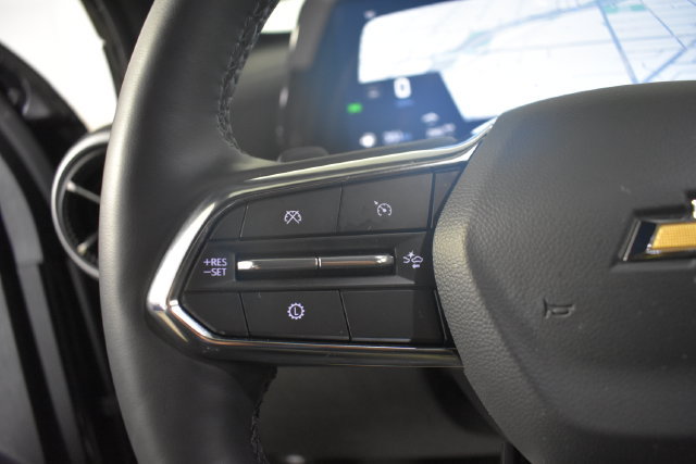 Used 2026 Chevrolet Equinox LT AWD/4WD image 15