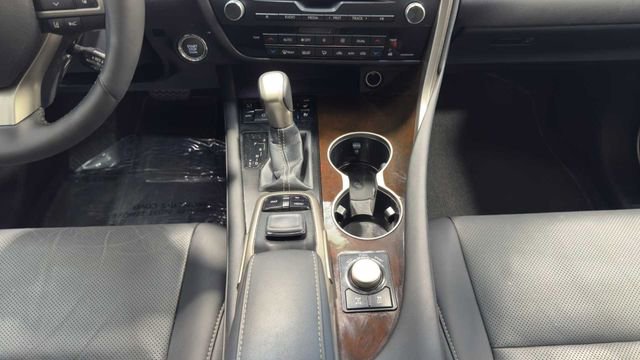 Used 2018 Lexus RX 350 AWD w/ Premium Package image 19