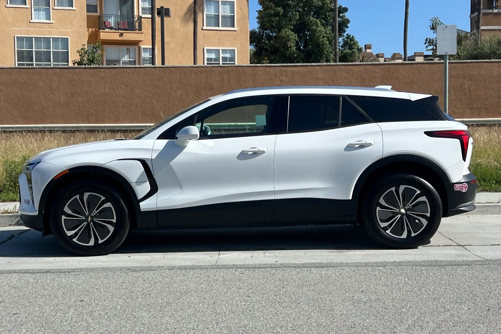 Used 2024 Chevrolet Blazer EV LT AWD/4WD image 7