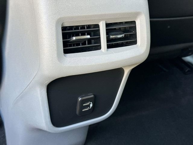 Used 2021 GMC Terrain SLE image 19