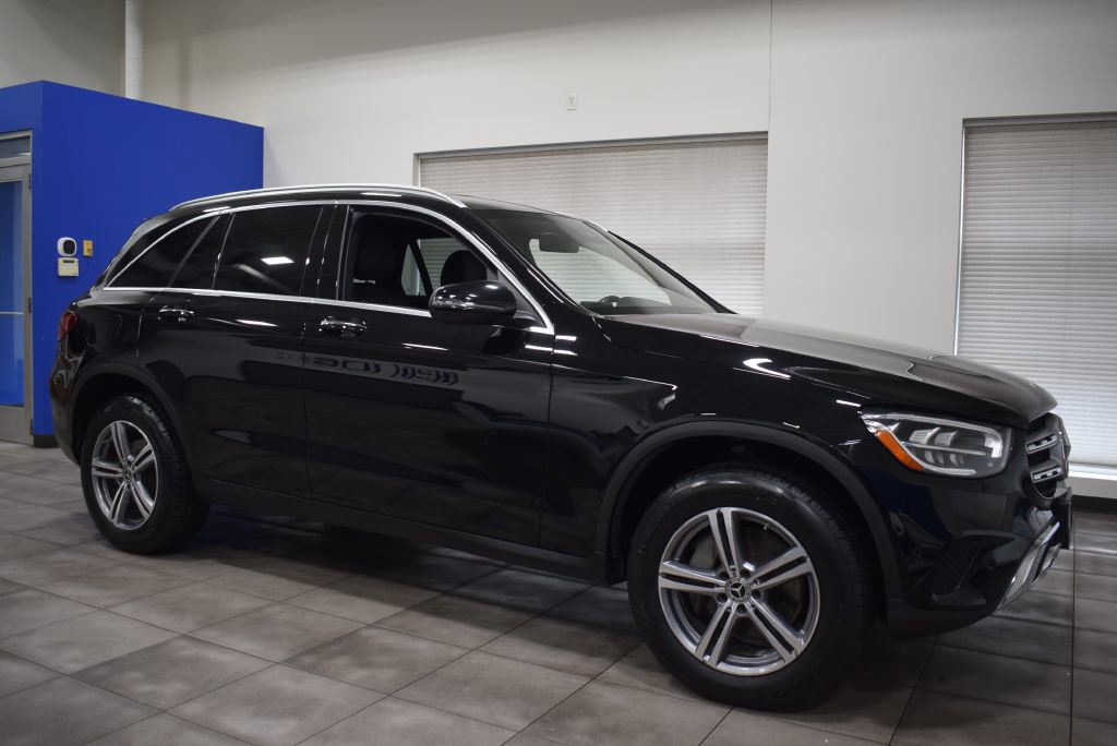 Used 2022 Mercedes-Benz GLC 300 4MATIC image 5