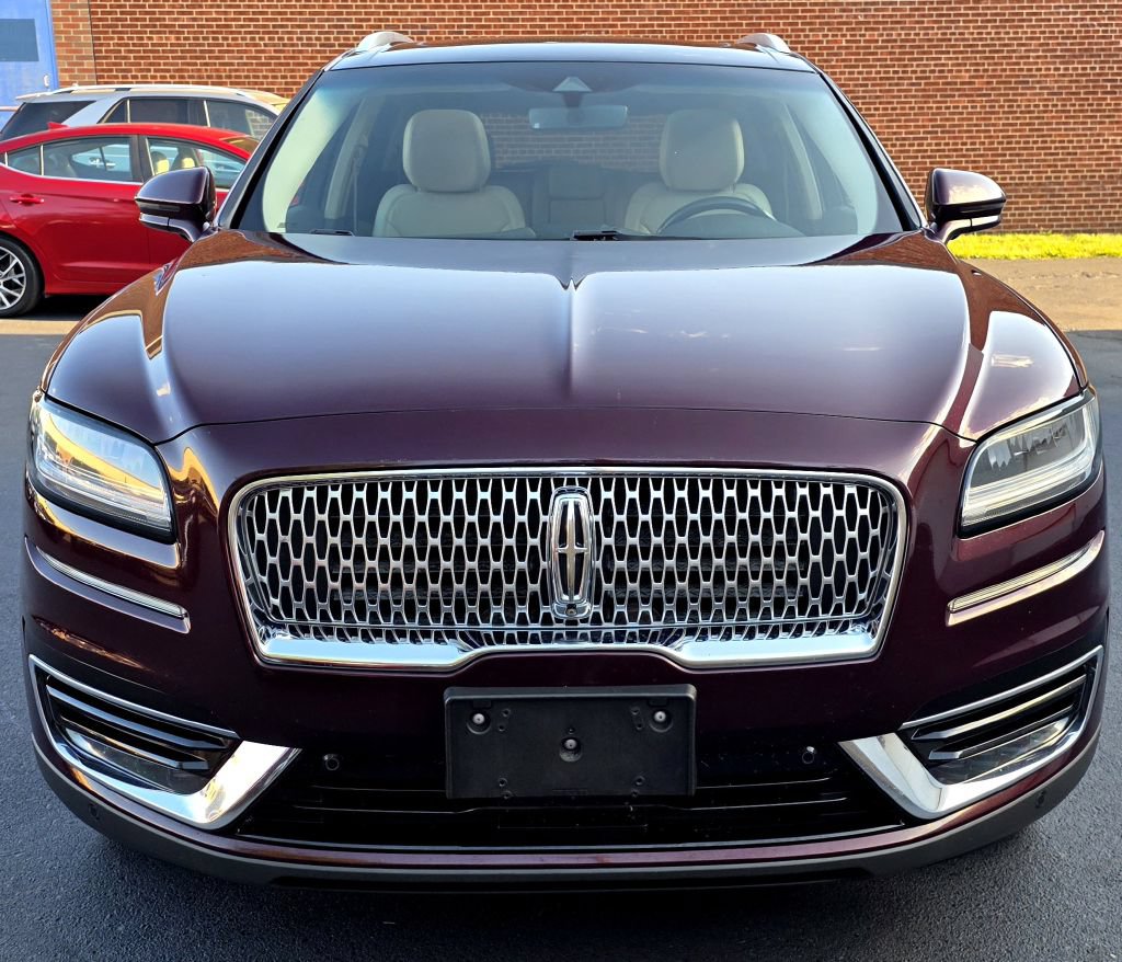 Used 2020 Lincoln Nautilus Reserve AWD/4WD image 3