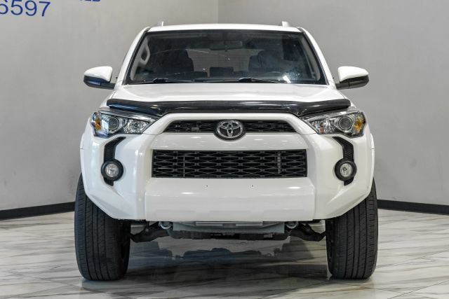 Used 2017 Toyota 4Runner SR5 RWD image 8