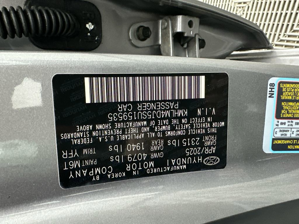 Used 2025 Hyundai Elantra SEL FWD image 30