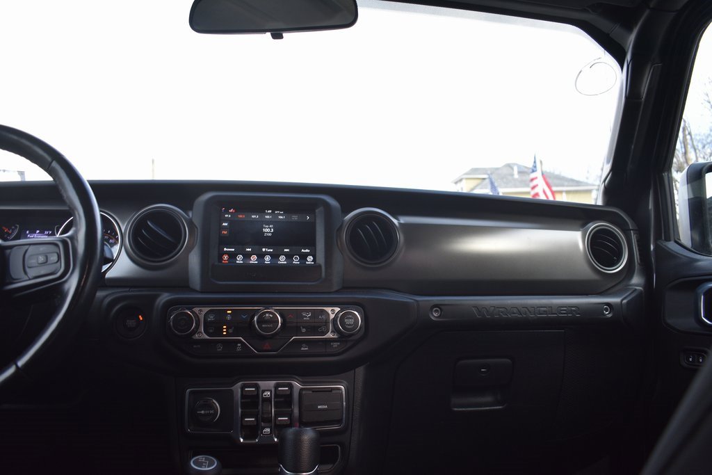 Used 2023 Jeep Wrangler Willys image 32