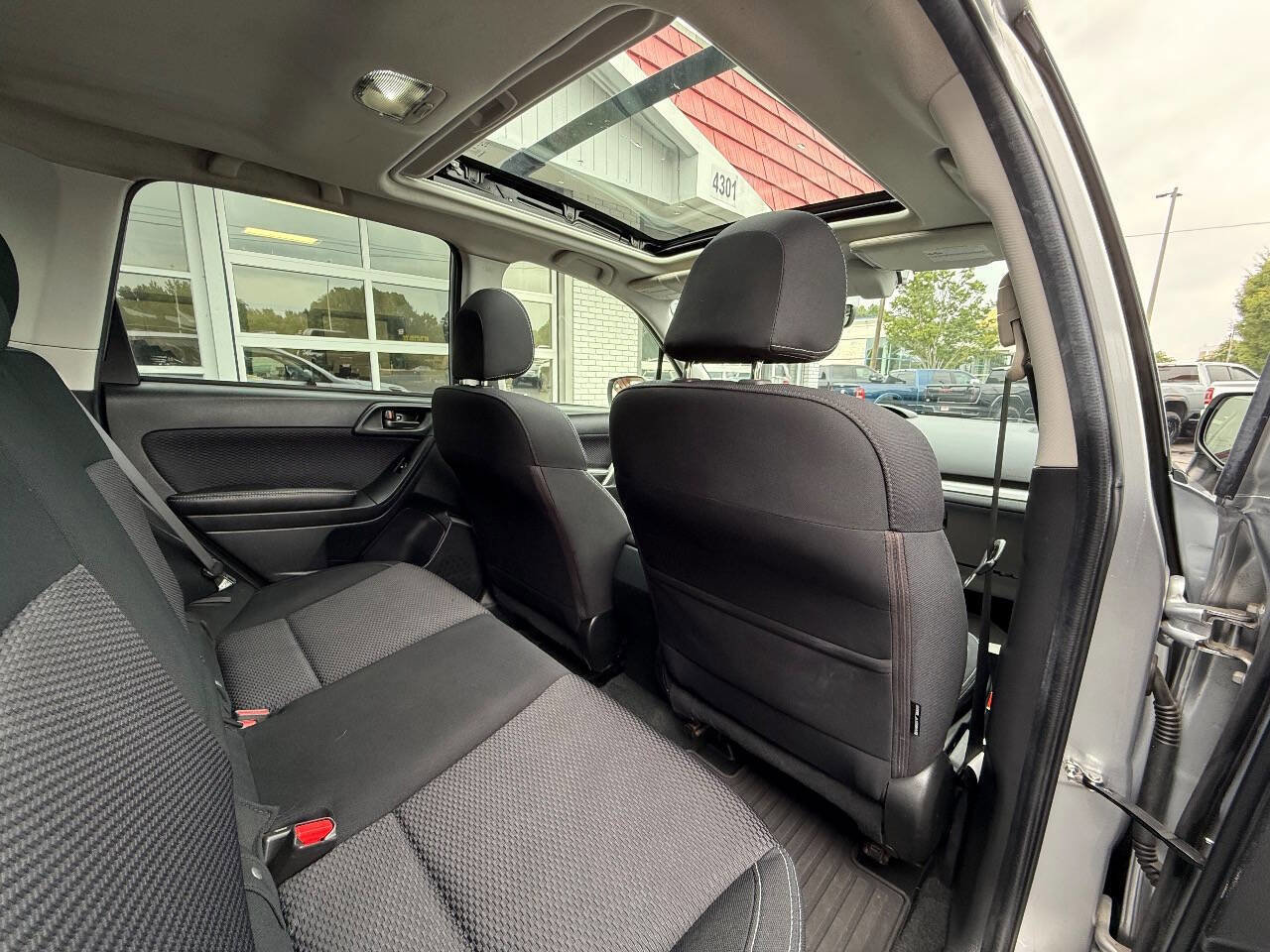 Used 2018 Subaru Forester 2.5i Premium image 33