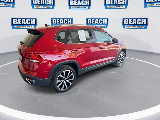 Used 2022 Volkswagen Taos SE image 8