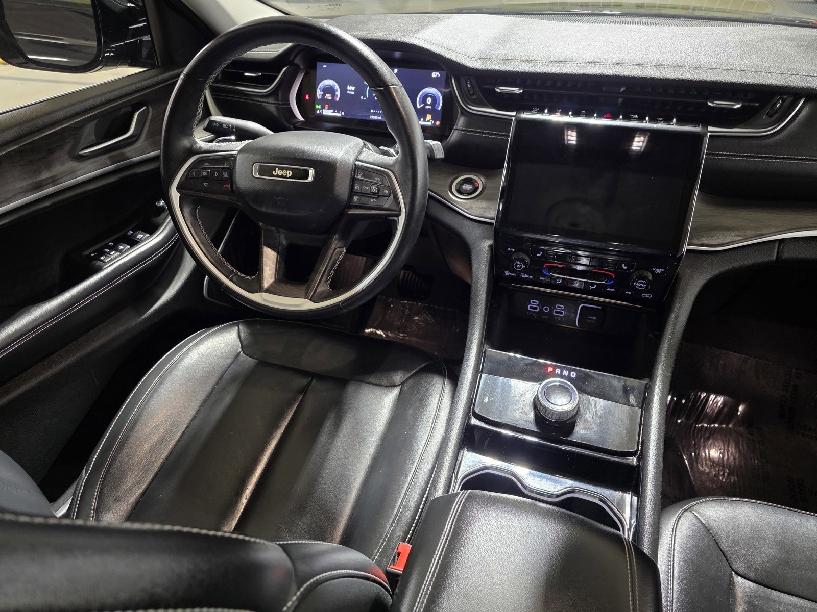 Used 2021 Jeep Grand Cherokee L Limited image 20