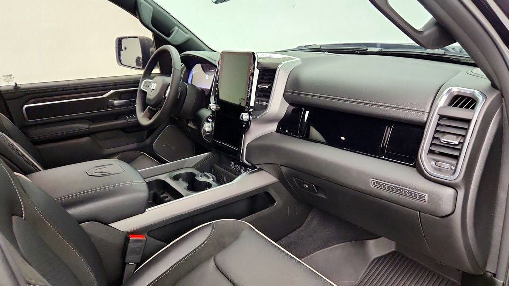Used 2025 RAM 1500 Laramie w/ Night Edition AWD/4WD image 25