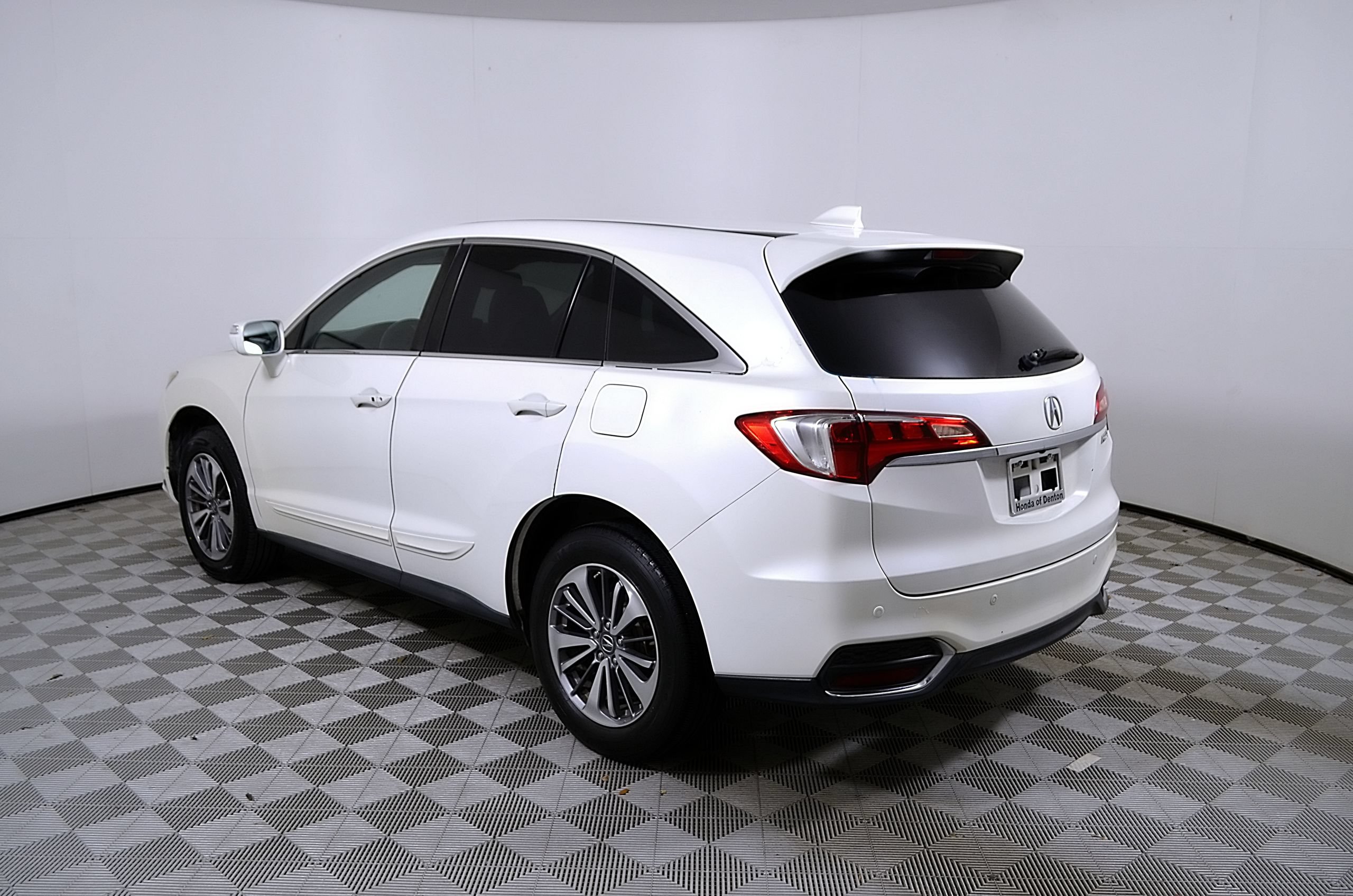 Used 2016 Acura RDX FWD w/ Advance Package image 9