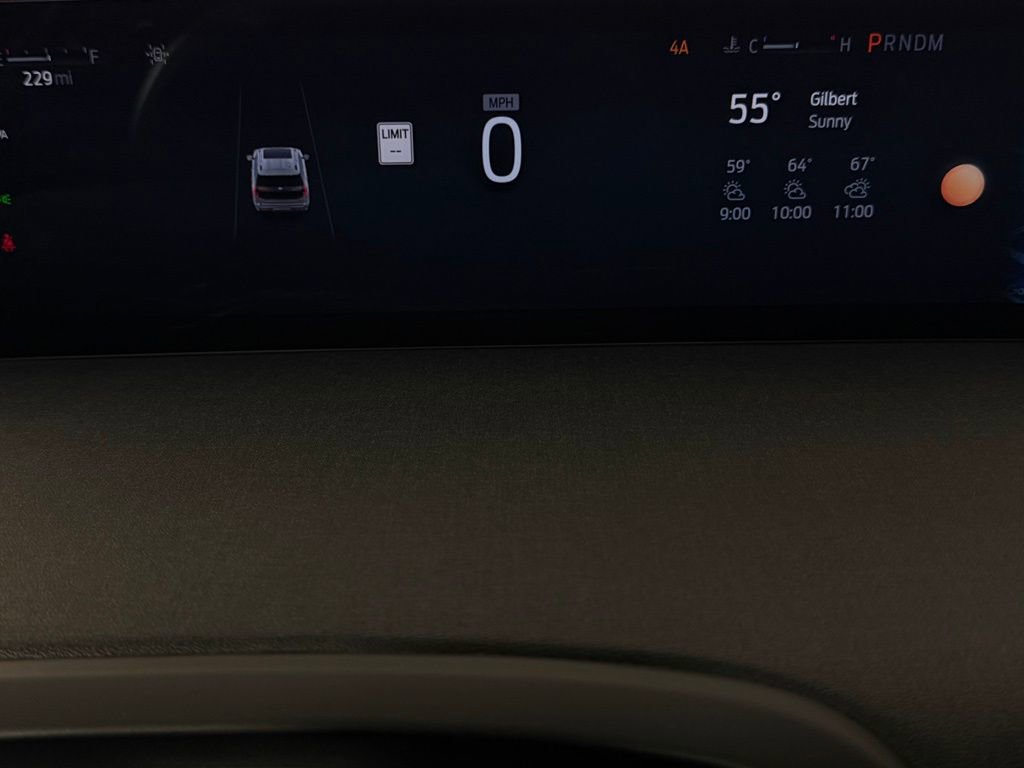 Used 2025 Ford Expedition Active image 14