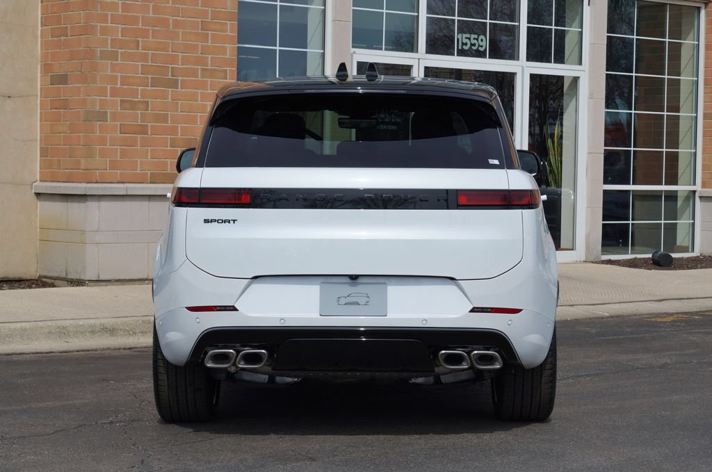 New 2026 Land Rover Range Rover Sport Dynamic SE AWD/4WD image 5