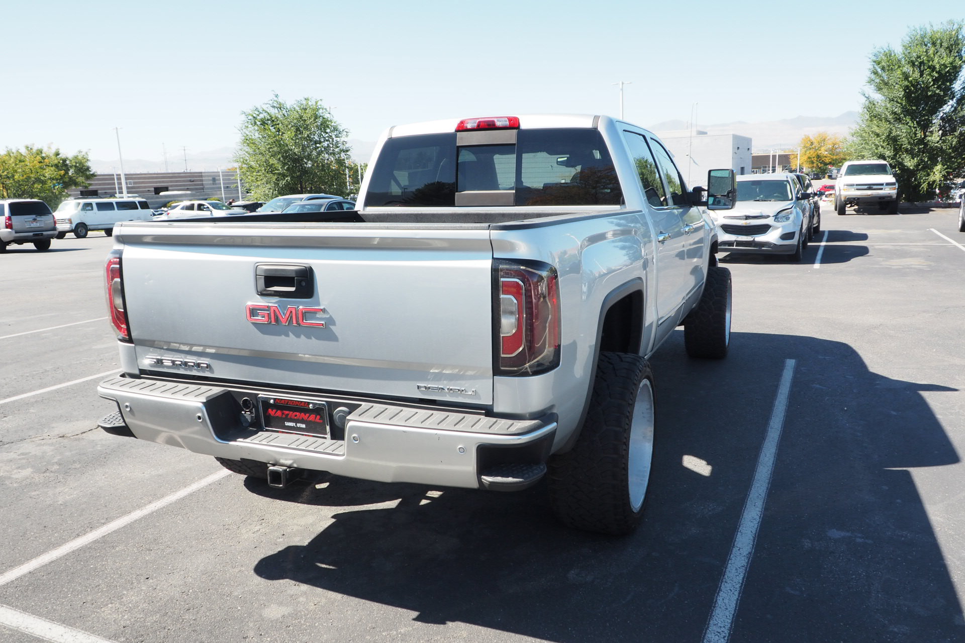 Used 2018 GMC Sierra 1500 Denali AWD/4WD image 4
