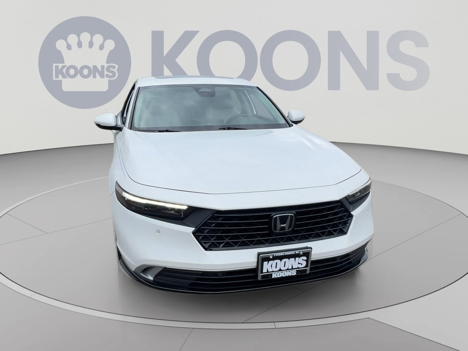 Used 2023 Honda Accord Touring image 4
