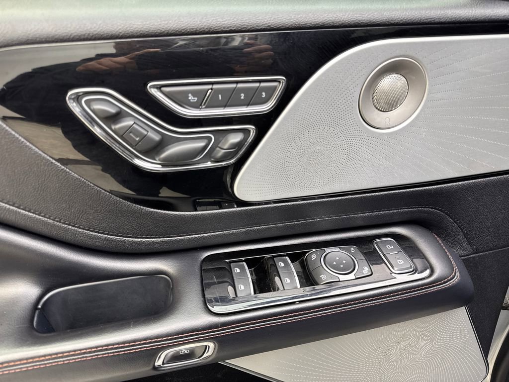 Used 2020 Lincoln Aviator Reserve w/ Equipment Group 202A AWD/4WD image 31