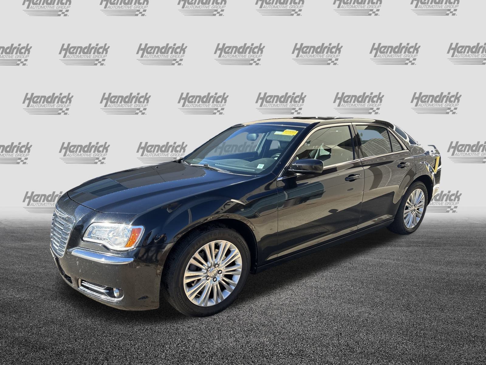 Used 2013 Chrysler 300 AWD w/ Driver Convenience Group image 3