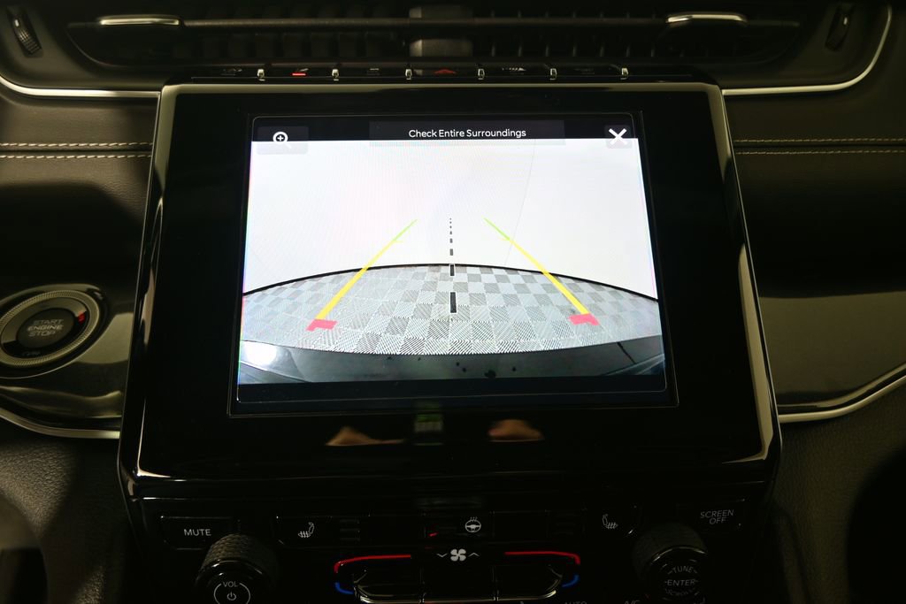 Used 2022 Jeep Grand Cherokee L Laredo image 29