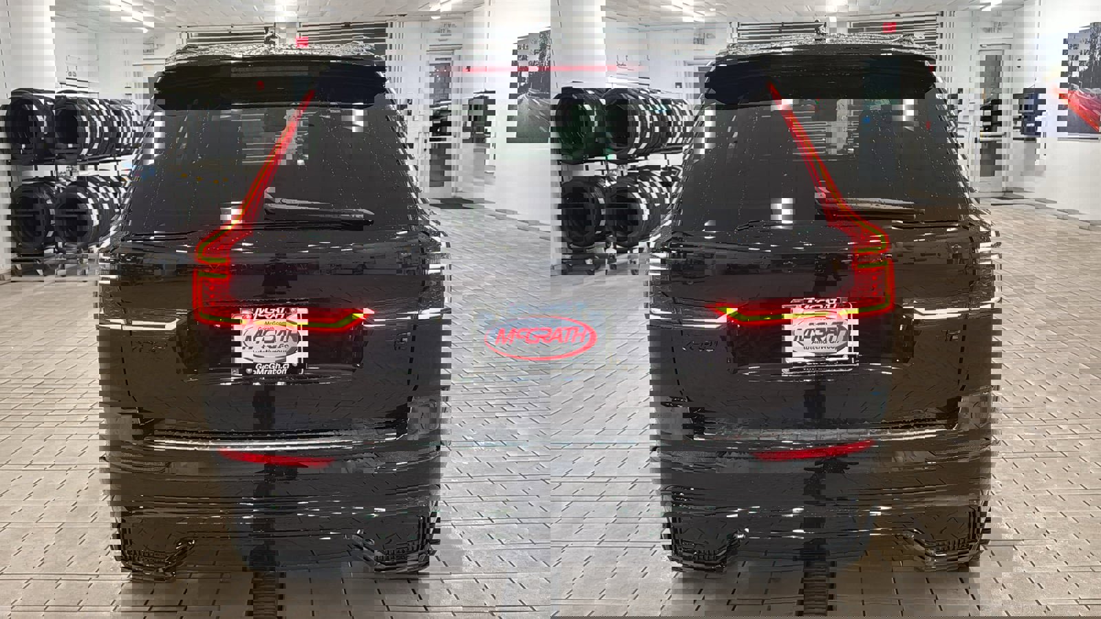 New 2026 Volvo XC60 T8 Ultra w/ Protection Package Premier image 6