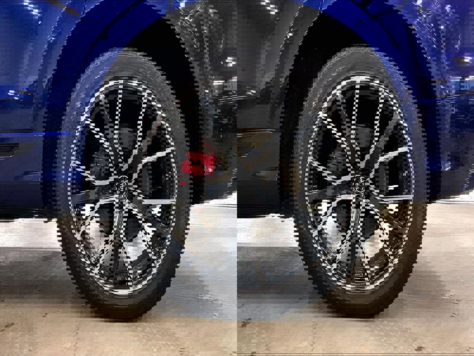 Used 2023 Audi Q8 Premium Plus w/ Premium Plus Package image 11