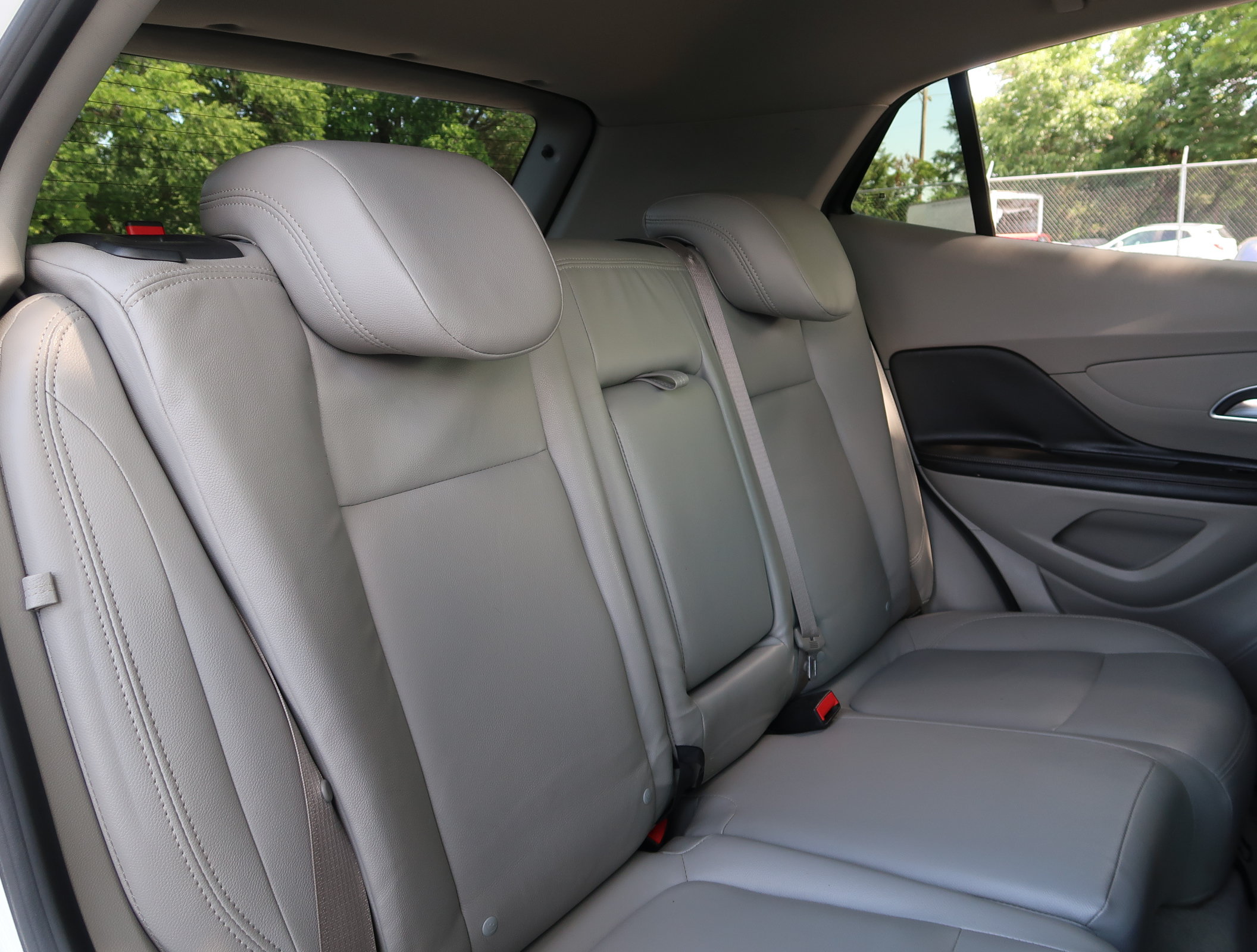 Used 2015 Buick Encore Convenience FWD image 26