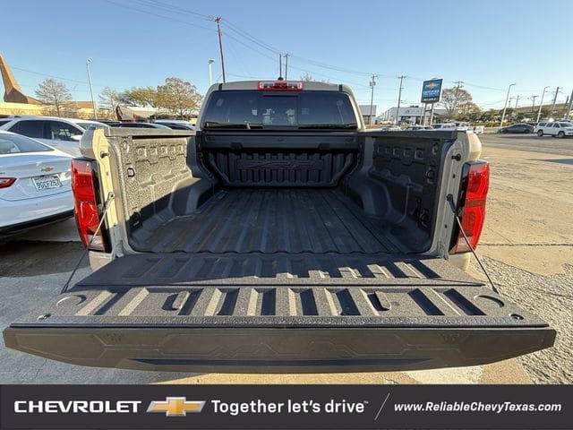 Certified 2024 Chevrolet Colorado ZR2 w/ Technology Package image 36
