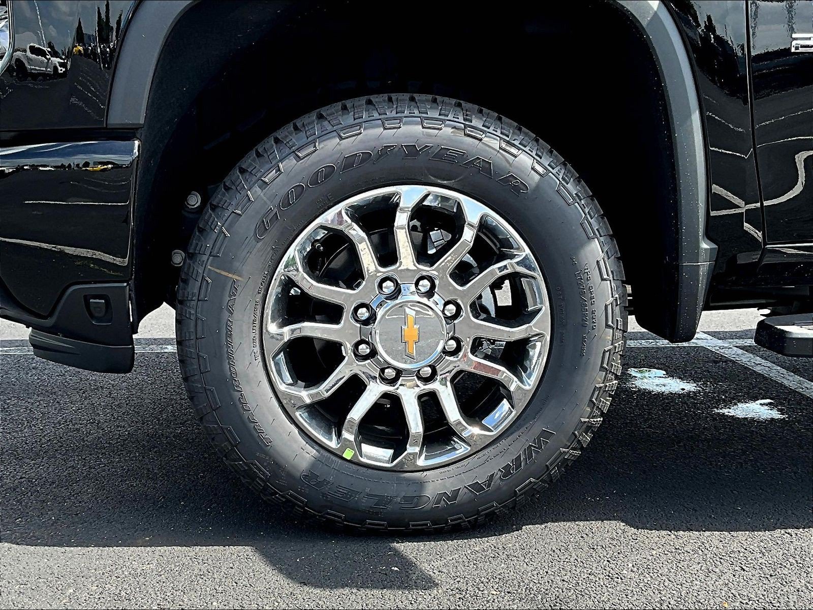 New 2026 Chevrolet Silverado 2500 LTZ w/ Z71 Chrome Sport Edition AWD/4WD image 25