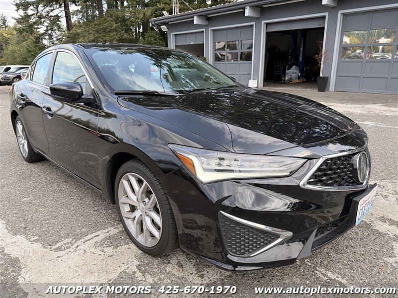Used 2019 Acura ILX FWD image 1