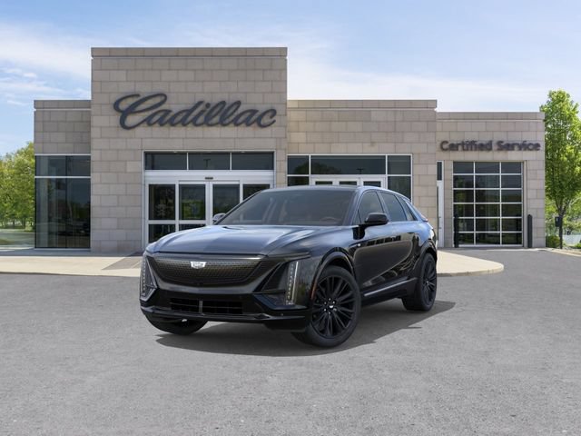 New 2026 Cadillac Lyriq Signature Sport w/ LPO, ONYX Package AWD/4WD image 8