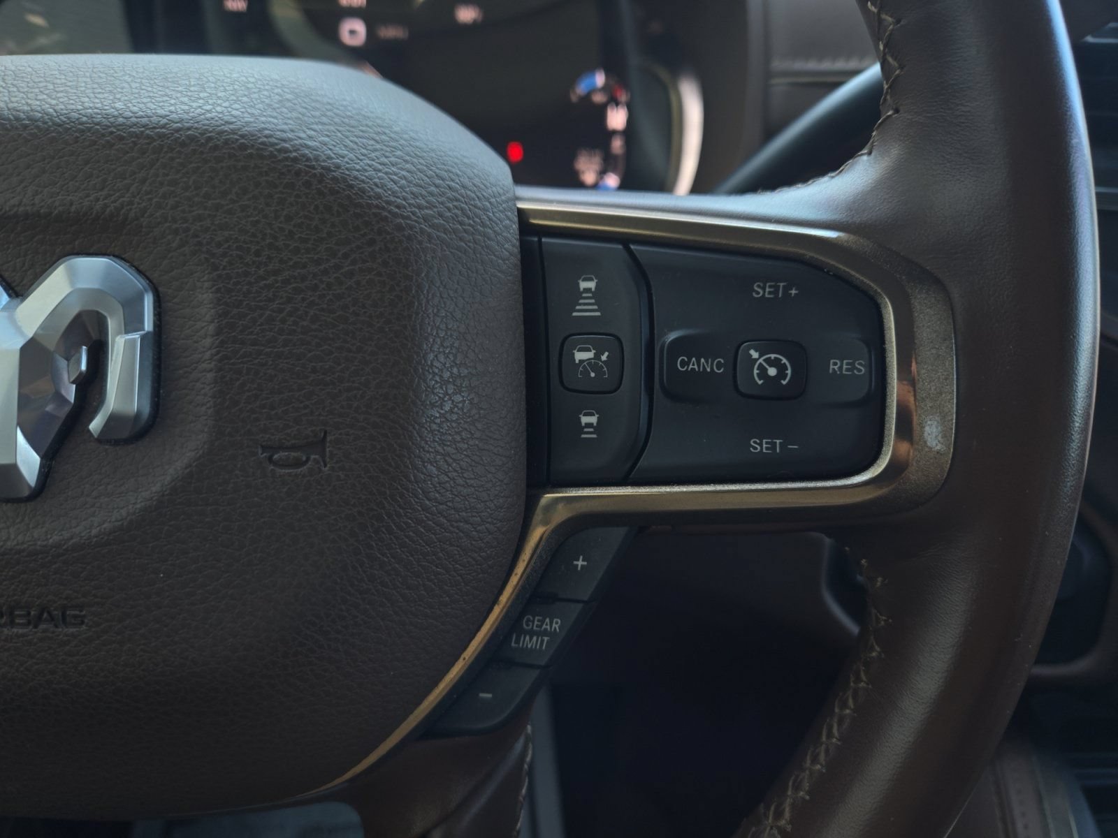 Used 2023 RAM 3500 Limited AWD/4WD image 16