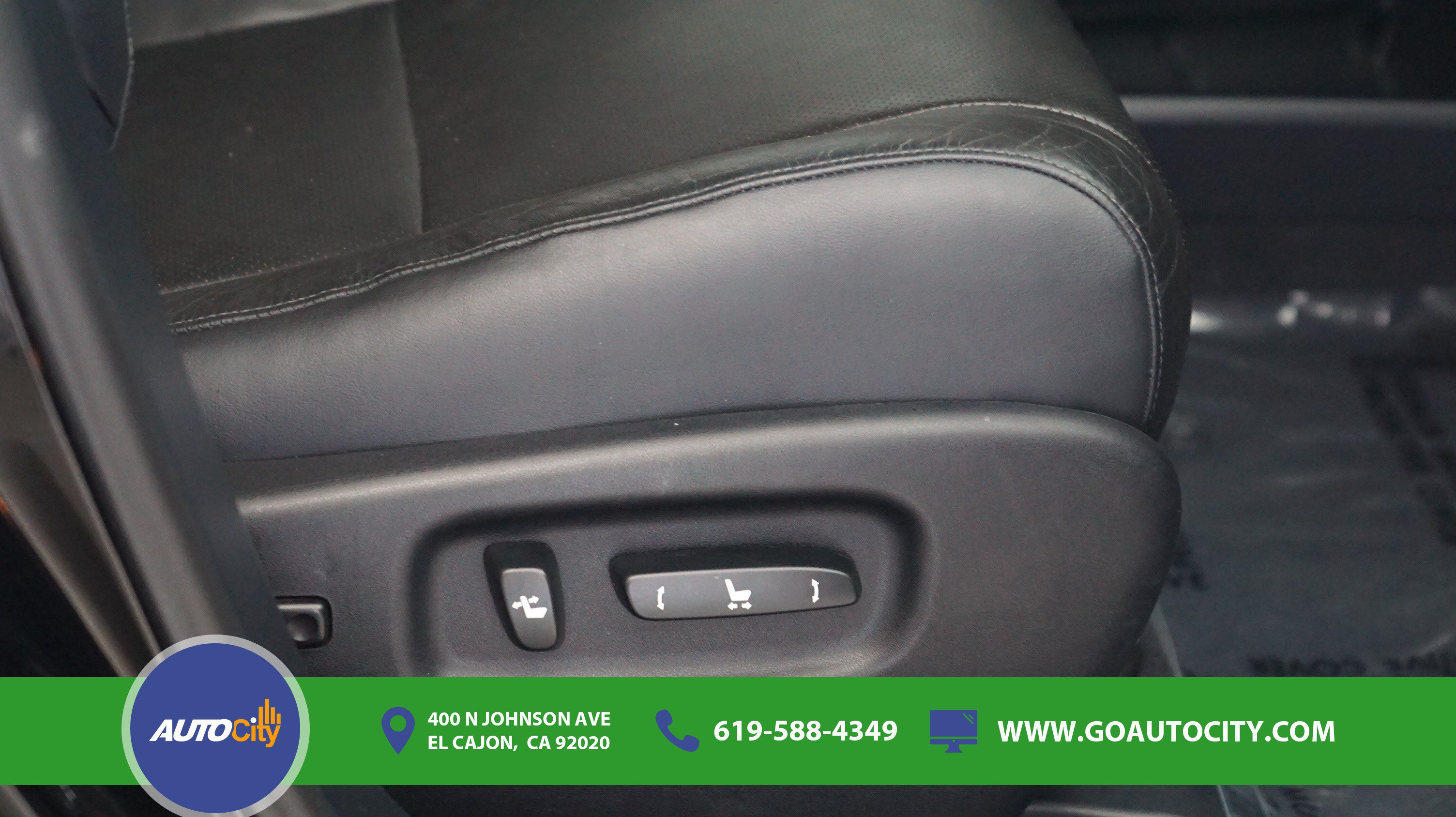 Used 2013 Lexus RX 450h AWD w/ Navigation Pkg image 16
