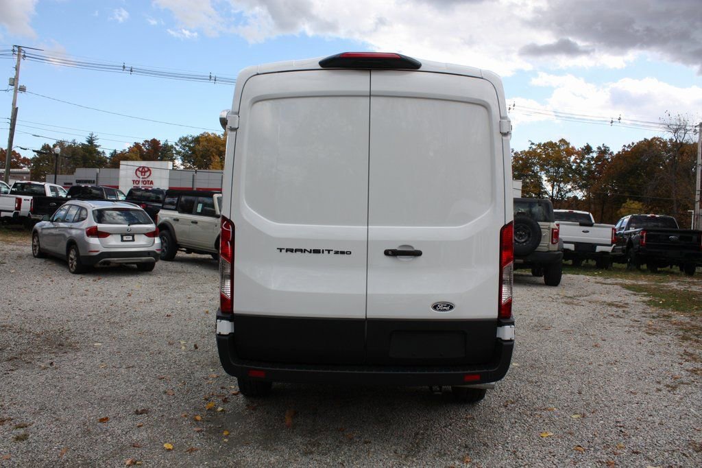 New 2026 Ford Transit 250 148 Medium Roof image 5