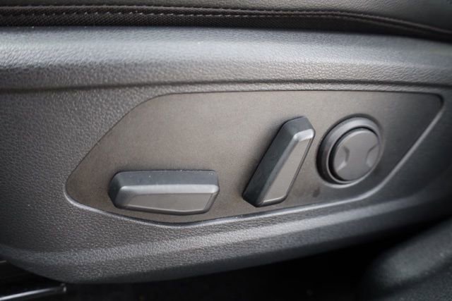 Certified 2026 Kia Sportage EX w/ EX Panorama Roof Package image 14