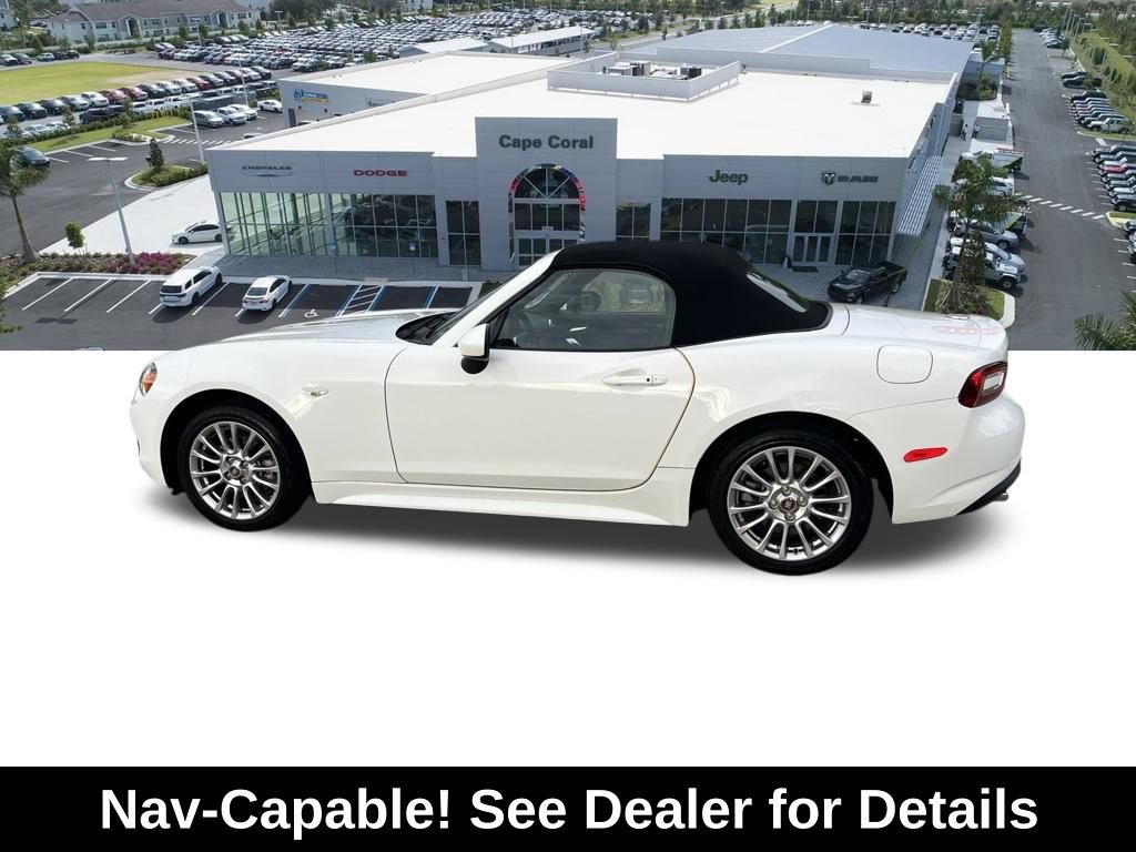 Used 2018 FIAT 124 Spider Classica w/ Technology Group RWD image 11